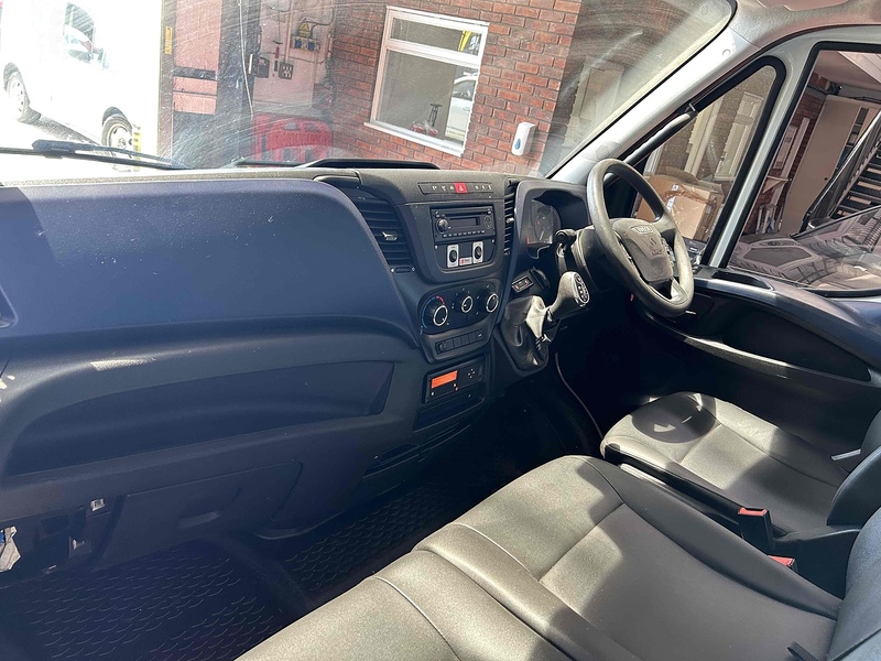 Iveco Tipper 3.0 Automatic Diesel Tipper Automatic Diesel