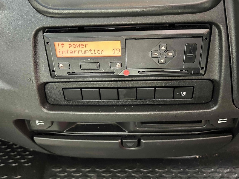 Iveco Tipper 3.0 Automatic Diesel Tipper Automatic Diesel