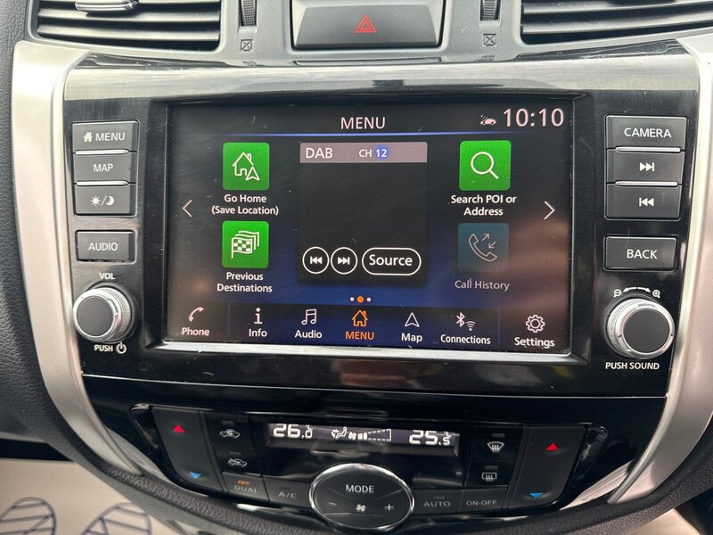 Nissan 2.3 dCi Tekna Pickup Double Cab 4dr Diesel Auto 4WD Euro 6 (190 ps)