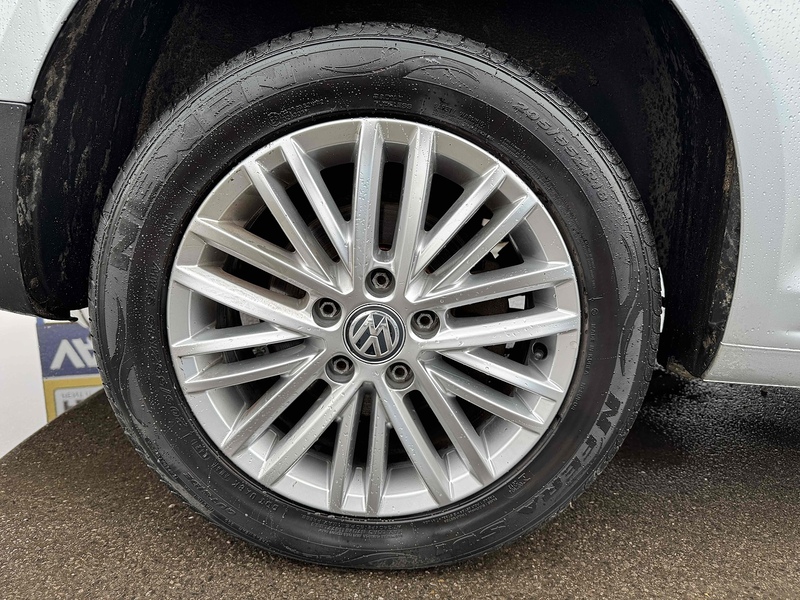 Volkswagen 1.6 TDI C20 BlueMotion Tech Startline Panel Van 6dr Diesel Manual LWB Euro 5 (s/s) (102 ps) Panel Van Manual Diesel