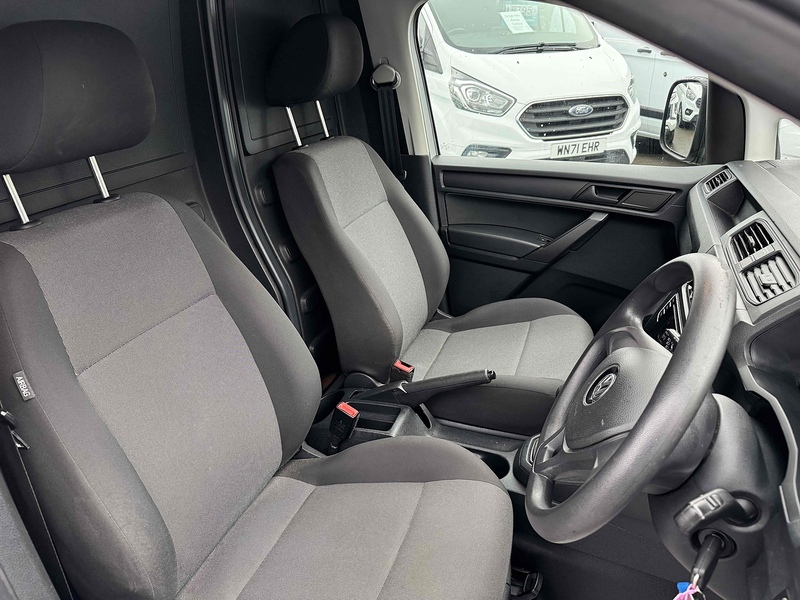 Volkswagen 1.6 TDI C20 BlueMotion Tech Startline Panel Van 6dr Diesel Manual LWB Euro 5 (s/s) (102 ps) Panel Van Manual Diesel