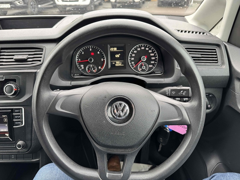 Volkswagen 1.6 TDI C20 BlueMotion Tech Startline Panel Van 6dr Diesel Manual LWB Euro 5 (s/s) (102 ps) Panel Van Manual Diesel