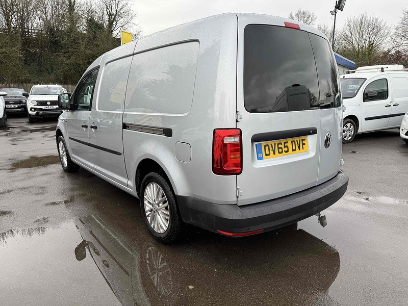 Volkswagen 1.6 TDI C20 BlueMotion Tech Startline Panel Van 6dr Diesel Manual LWB Euro 5 (s/s) (102 ps) Panel Van Manual Diesel