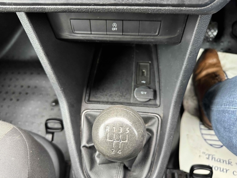 Volkswagen 1.6 TDI C20 BlueMotion Tech Startline Panel Van 6dr Diesel Manual LWB Euro 5 (s/s) (102 ps) Panel Van Manual Diesel