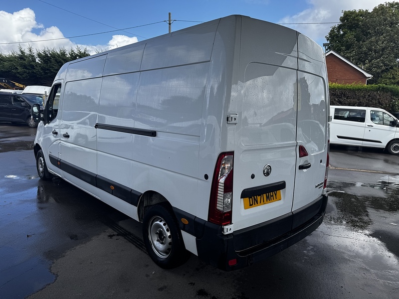 Vauxhall CDTi 3500 BiTurbo Edition Panel Van 2.3 Manual Diesel