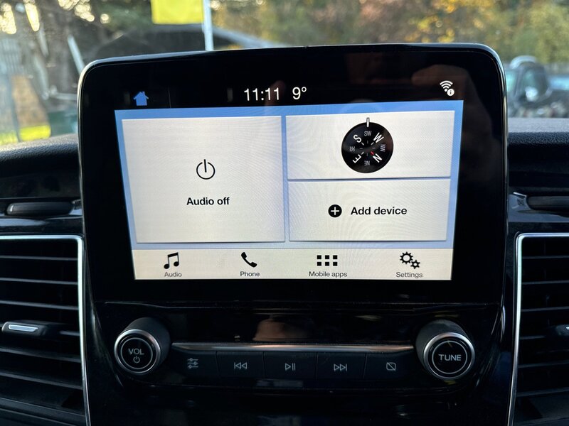 Ford 280 EcoBlue Limited Panel Van 2.0 Manual Diesel