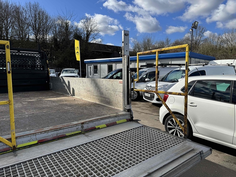 Ford 350 EcoBlue Leader 2.0 2dr Dropside Manual Diesel Dropside Manual Diesel