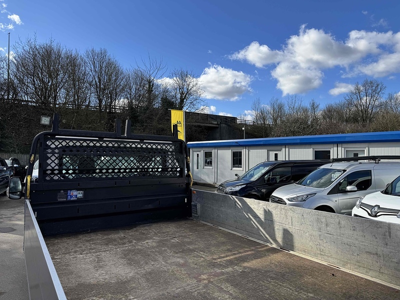 Ford 350 EcoBlue Leader 2.0 2dr Dropside Manual Diesel Dropside Manual Diesel