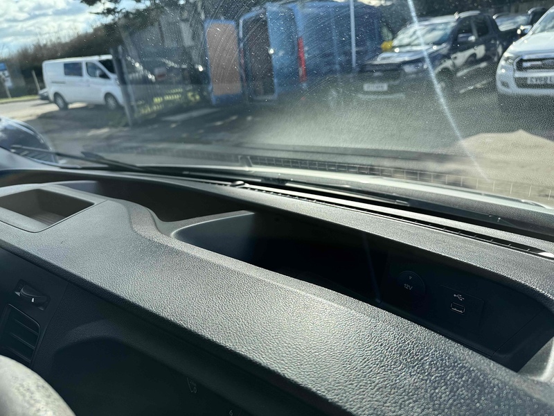 Ford 350 EcoBlue Leader 2.0 2dr Dropside Manual Diesel Dropside Manual Diesel