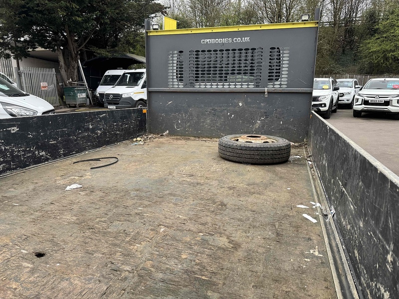 Iveco 2.3D HPI 12V 35C 3450 Dropside Double Cab 4dr Diesel Manual MWB Euro 6 (DRW) (116 ps) Dropside Manual Diesel