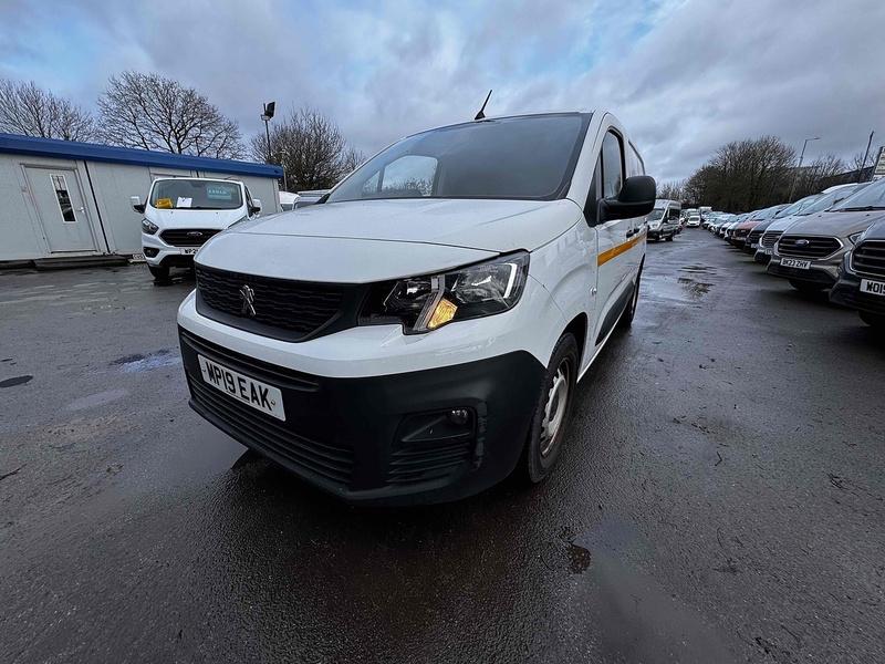 Peugeot BlueHDi 950 Grip Panel Van 1.6 Manual Diesel Panel Van Manual Diesel