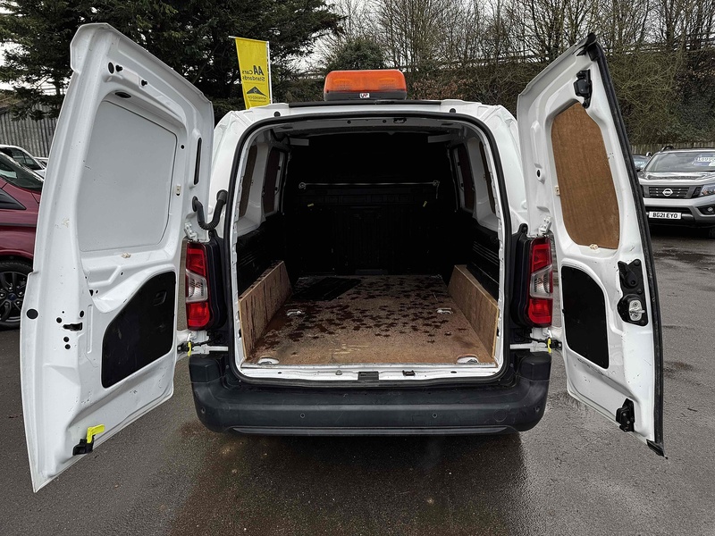 Peugeot BlueHDi 950 Grip Panel Van 1.6 Manual Diesel Panel Van Manual Diesel