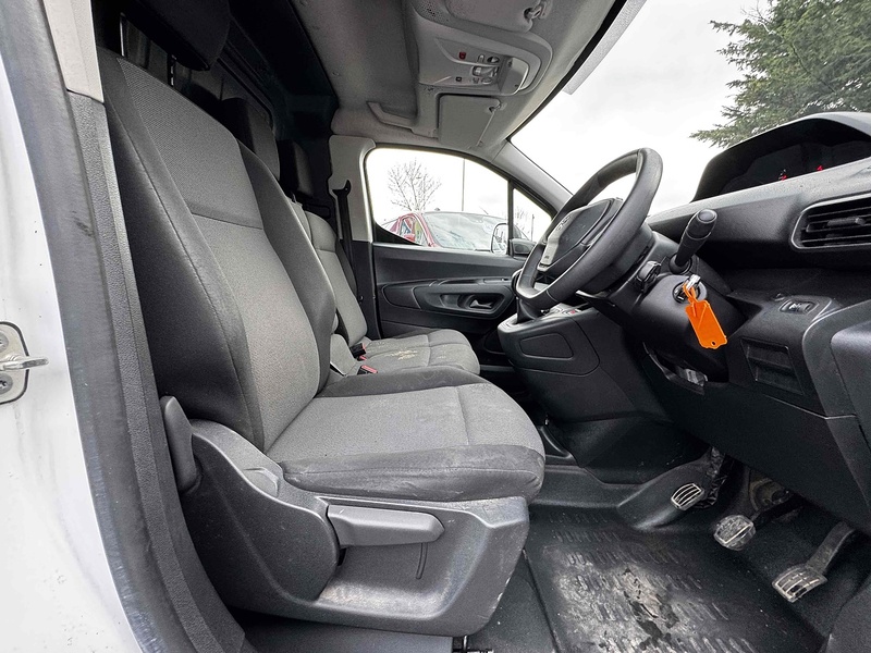 Peugeot BlueHDi 950 Grip Panel Van 1.6 Manual Diesel Panel Van Manual Diesel