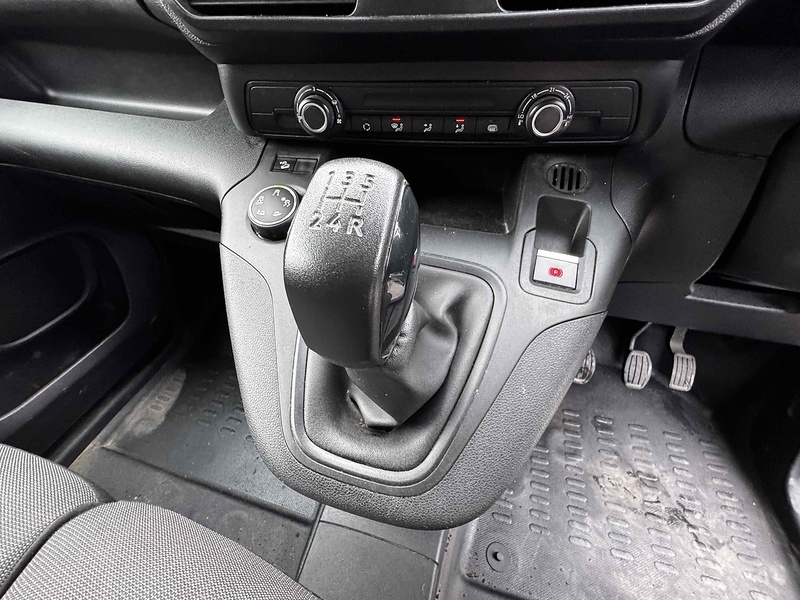 Peugeot BlueHDi 950 Grip Panel Van 1.6 Manual Diesel Panel Van Manual Diesel