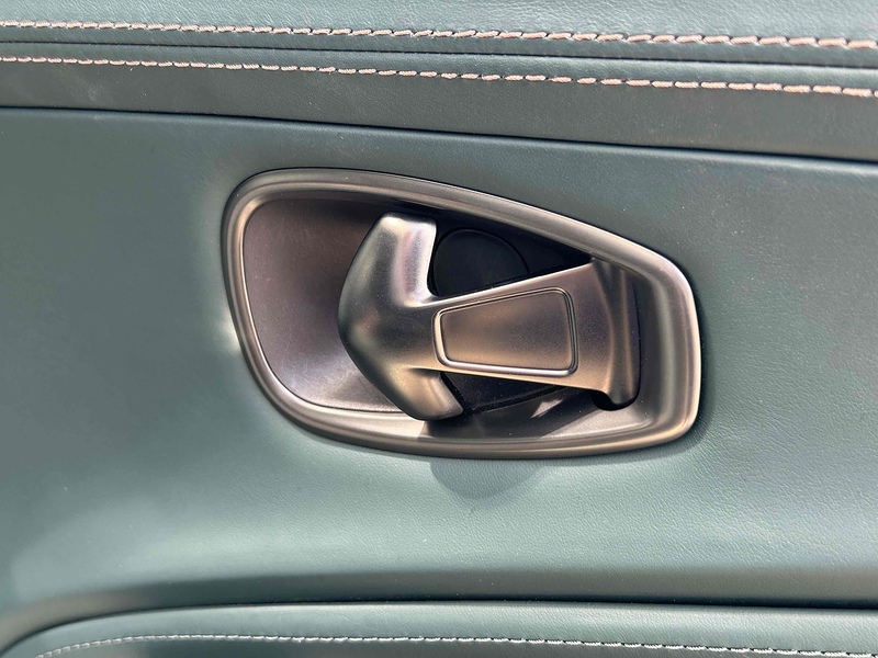 Aston Martin 4.0 V8 707 SUV 5dr Petrol Auto 4WD Euro 6 (s/s) (707 ps) SUV Automatic Petrol