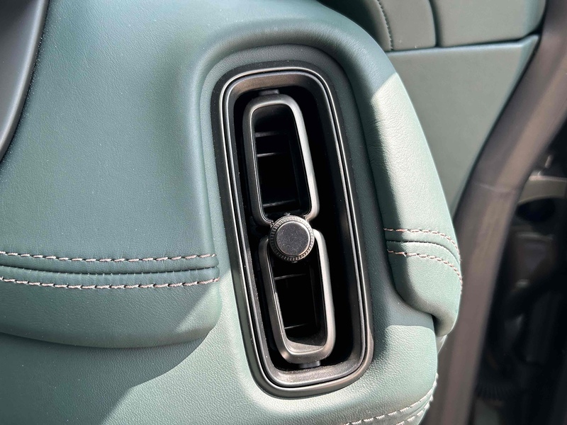 Aston Martin 4.0 V8 707 SUV 5dr Petrol Auto 4WD Euro 6 (s/s) (707 ps) SUV Automatic Petrol