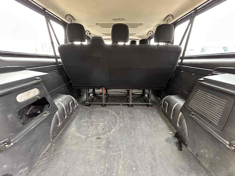 Renault 1.6 dCi ENERGY 29 Business Minibus Double Cab 5dr Diesel Manual LWB Euro 6 (s/s) (9 Seat) (125 ps) Minibus Manual Diesel Minibus Manual Diesel