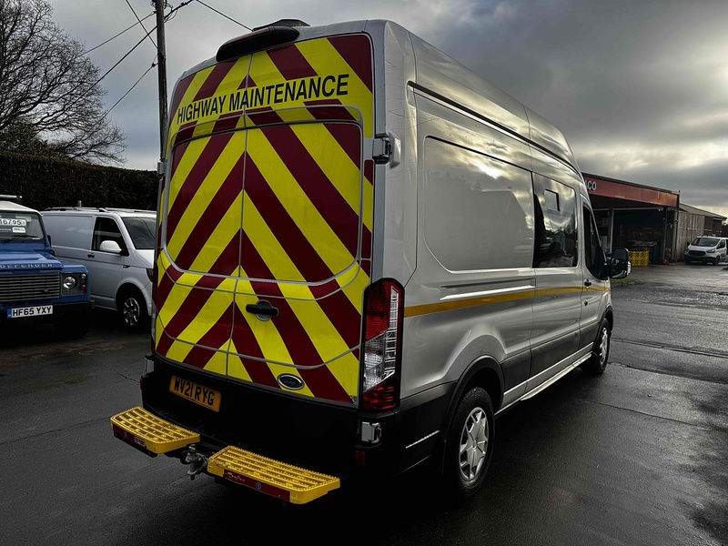 Ford 350 EcoBlue Trend 2.0 5dr Welfare Vans Manual Diesel Window Vans Manual Diesel