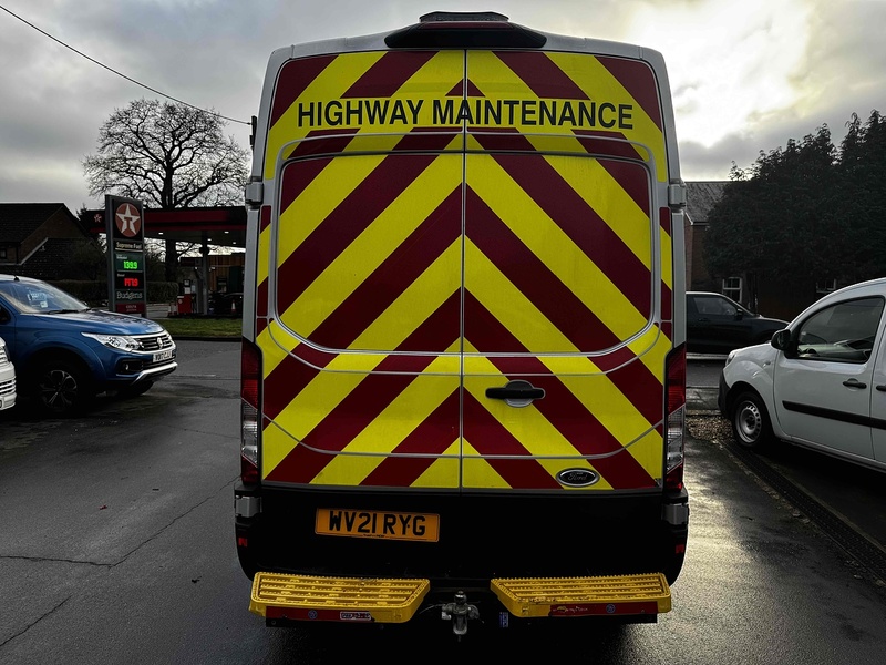 Ford 350 EcoBlue Trend 2.0 5dr Welfare Vans Manual Diesel Window Vans Manual Diesel