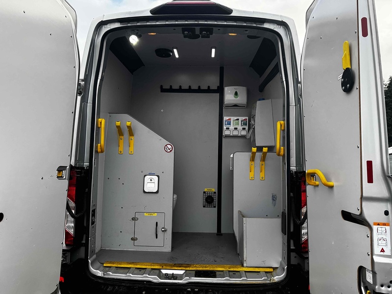 Ford 350 EcoBlue Trend 2.0 5dr Welfare Vans Manual Diesel Window Vans Manual Diesel