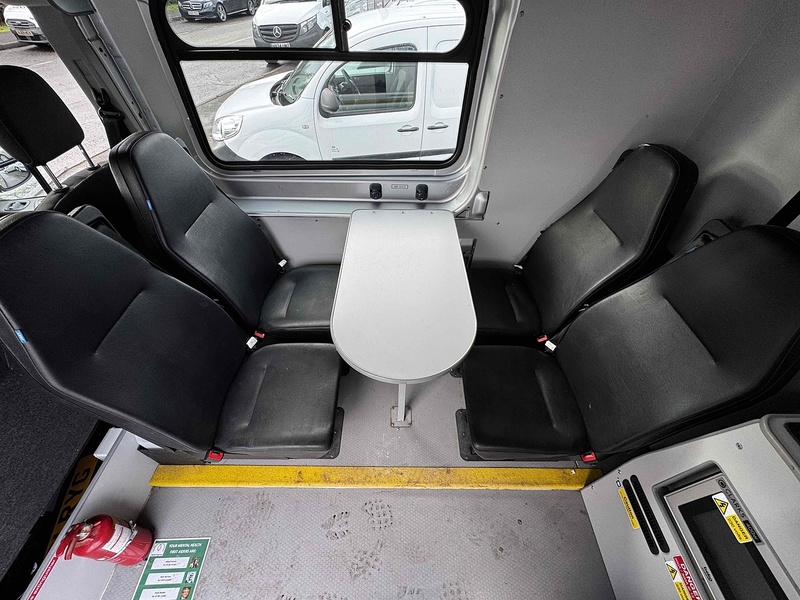 Ford 350 EcoBlue Trend 2.0 5dr Welfare Vans Manual Diesel Window Vans Manual Diesel