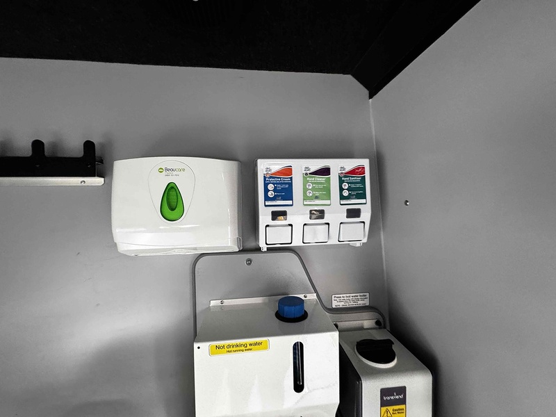 Ford 350 EcoBlue Trend 2.0 5dr Welfare Vans Manual Diesel Window Vans Manual Diesel