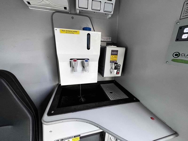 Ford 350 EcoBlue Trend 2.0 5dr Welfare Vans Manual Diesel Window Vans Manual Diesel