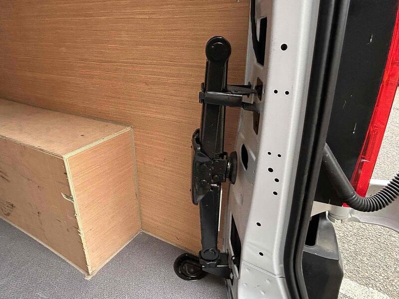 Mercedes-Benz 114 e Pure Panel Van 0.0 Automatic Electric Panel Van Automatic Electric