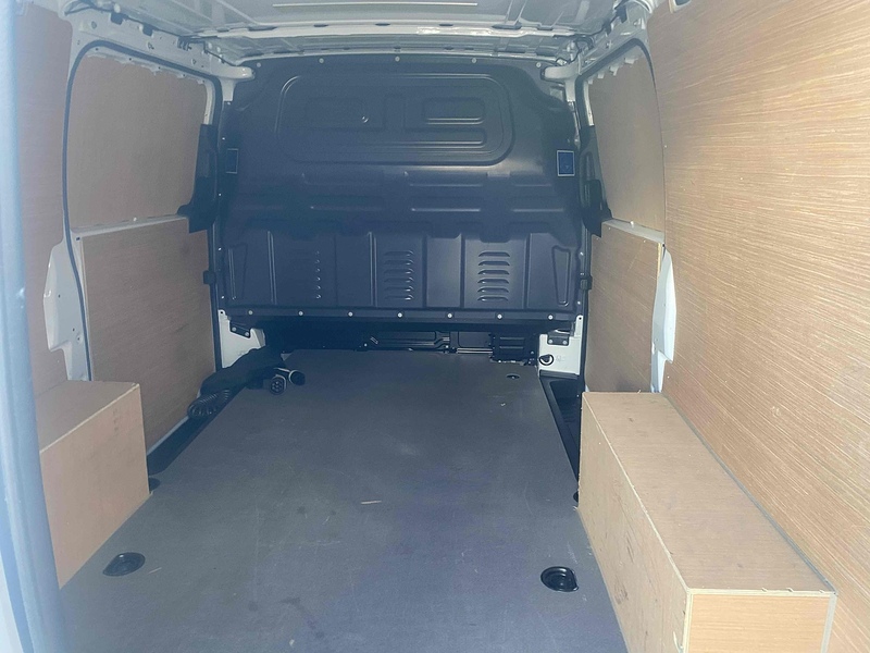 Mercedes-Benz 114 e Pure Panel Van 0.0 Automatic Electric Panel Van Automatic Electric