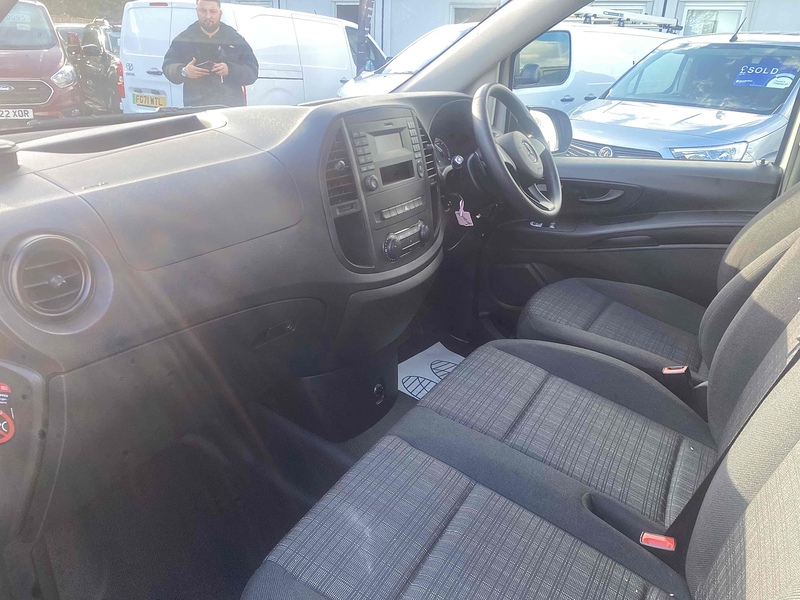 Mercedes-Benz 114 e Pure Panel Van 0.0 Automatic Electric Panel Van Automatic Electric