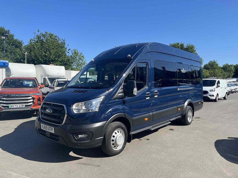 Ford 2.0 460 EcoBlue Leader Minibus Double Cab 5dr Diesel Manual RWD L4 High Roof Euro 6 (s/s) (17 Seat, DRW) (130 ps) Minibus Manual Diesel
