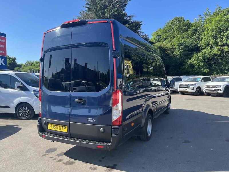 Ford 2.0 460 EcoBlue Leader Minibus Double Cab 5dr Diesel Manual RWD L4 High Roof Euro 6 (s/s) (17 Seat, DRW) (130 ps) Minibus Manual Diesel