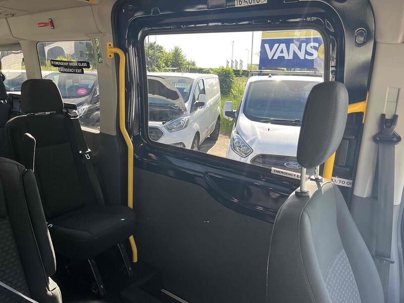 Ford 2.0 460 EcoBlue Leader Minibus Double Cab 5dr Diesel Manual RWD L4 High Roof Euro 6 (s/s) (17 Seat, DRW) (130 ps) Minibus Manual Diesel