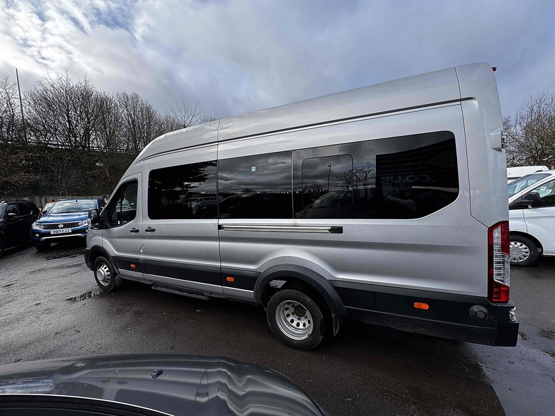 Ford 2.0 460 EcoBlue Leader Minibus Double Cab 5dr Diesel Manual RWD L4 High Roof Euro 6 (s/s) (17 Seat, DRW) (130 ps) Minibus Manual Diesel