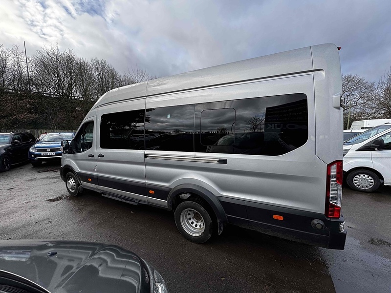 Ford 2.0 460 EcoBlue Leader Minibus Double Cab 5dr Diesel Manual RWD L4 High Roof Euro 6 (s/s) (17 Seat, DRW) (130 ps) Minibus Manual Diesel