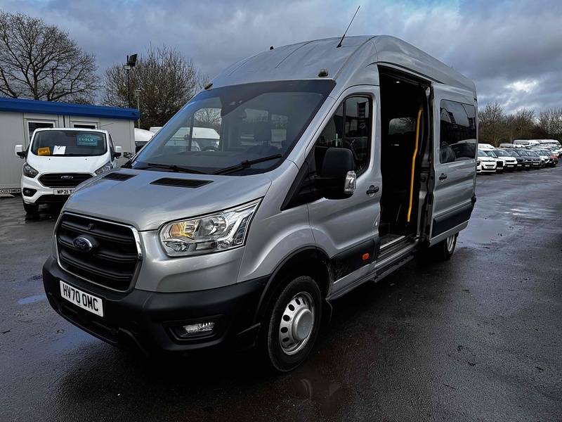 Ford 2.0 460 EcoBlue Leader Minibus Double Cab 5dr Diesel Manual RWD L4 High Roof Euro 6 (s/s) (17 Seat, DRW) (130 ps) Minibus Manual Diesel