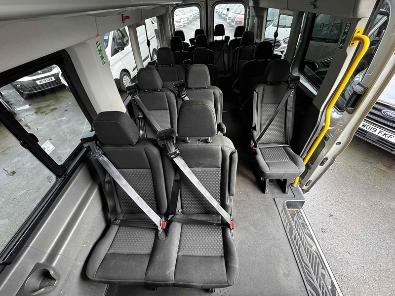 Ford 2.0 460 EcoBlue Leader Minibus Double Cab 5dr Diesel Manual RWD L4 High Roof Euro 6 (s/s) (17 Seat, DRW) (130 ps) Minibus Manual Diesel