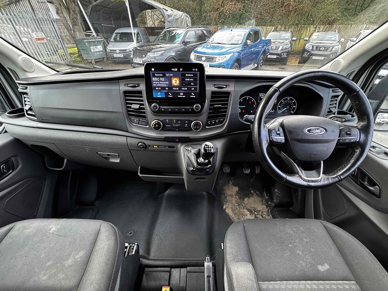 Ford 2.0 460 EcoBlue Leader Minibus Double Cab 5dr Diesel Manual RWD L4 High Roof Euro 6 (s/s) (17 Seat, DRW) (130 ps) Minibus Manual Diesel