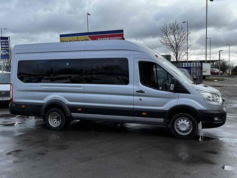 Ford 2.0 460 EcoBlue Leader Minibus Double Cab 5dr Diesel Manual RWD L4 High Roof Euro 6 (s/s) (17 Seat, DRW) (130 ps) Minibus Manual Diesel