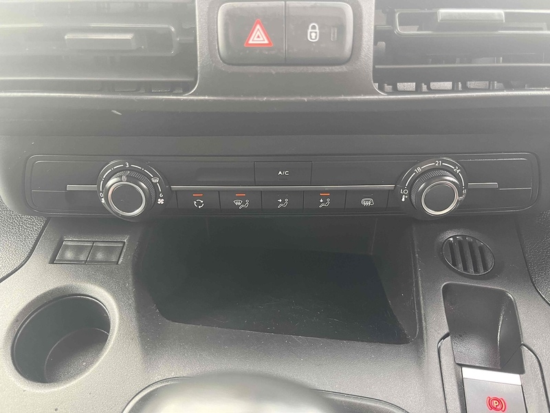 Toyota 1.5 BlueHDi Icon Long Panel Van 5dr Diesel Manual LWB Euro 6 (s/s) (100 bhp)