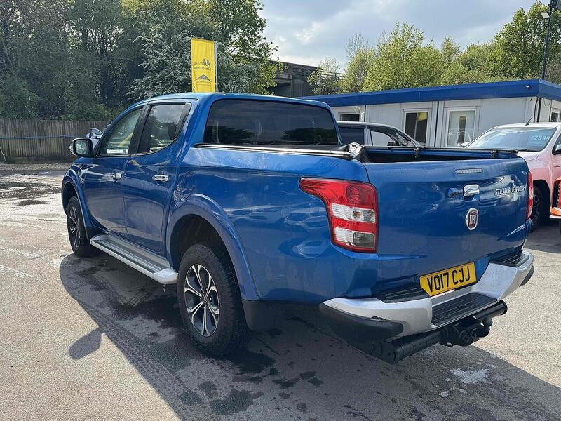 Fiat 2.4D LX Pickup Double Cab 4dr Diesel Manual 4WD Euro 6 (Euro 6) (180 ps) Pickup Manual Diesel