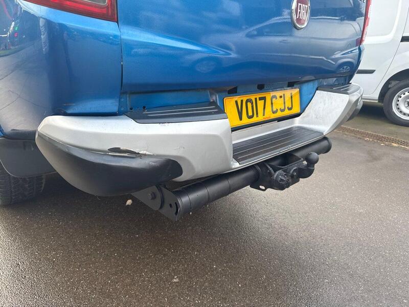 Fiat 2.4D LX Pickup Double Cab 4dr Diesel Manual 4WD Euro 6 (Euro 6) (180 ps) Pickup Manual Diesel