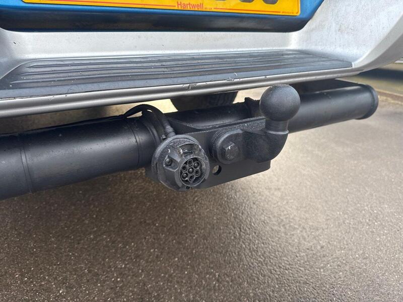 Fiat 2.4D LX Pickup Double Cab 4dr Diesel Manual 4WD Euro 6 (Euro 6) (180 ps) Pickup Manual Diesel