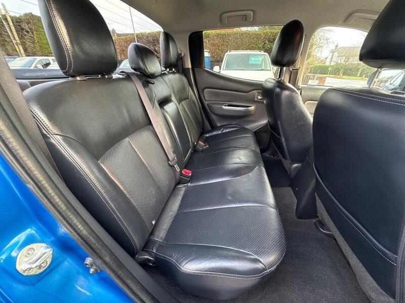 Fiat 2.4D LX Pickup Double Cab 4dr Diesel Manual 4WD Euro 6 (Euro 6) (180 ps) Pickup Manual Diesel