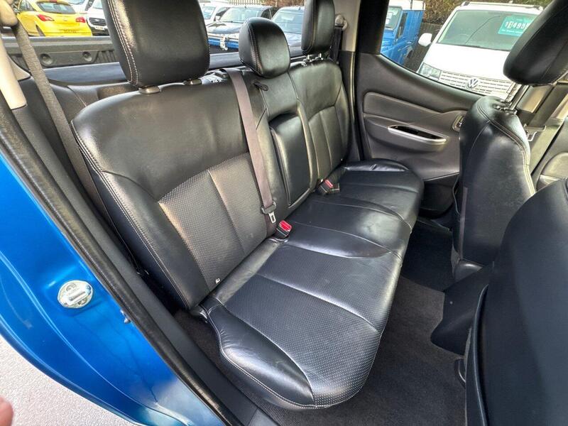 Fiat 2.4D LX Pickup Double Cab 4dr Diesel Manual 4WD Euro 6 (Euro 6) (180 ps) Pickup Manual Diesel