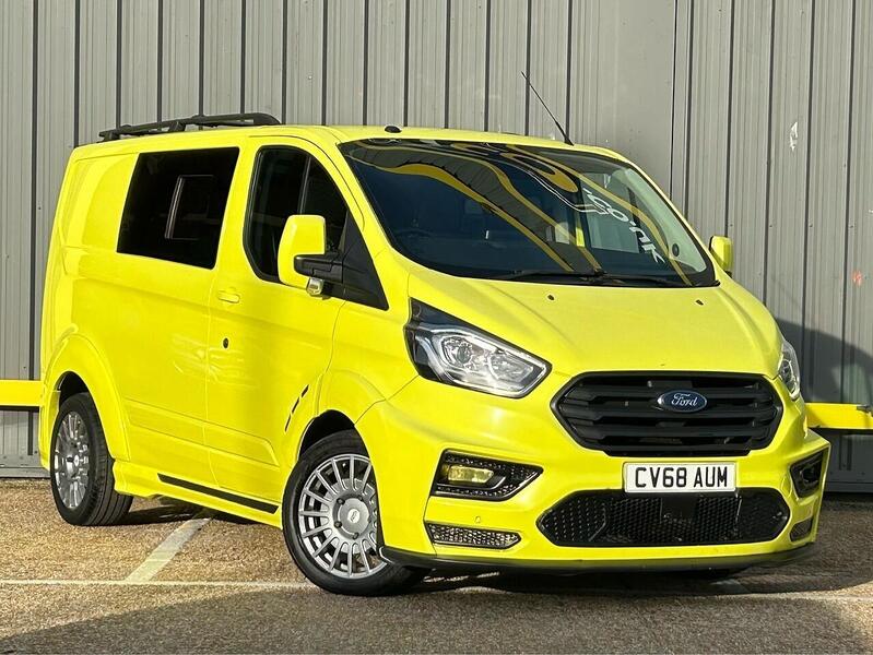 Ford 2.0 300 EcoBlue Limited Crew Van 5dr Diesel Manual L1 H1 Euro 6 (130 ps)