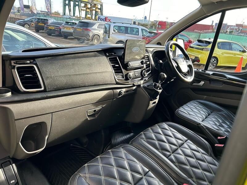 Ford 2.0 300 EcoBlue Limited Crew Van 5dr Diesel Manual L1 H1 Euro 6 (130 ps)