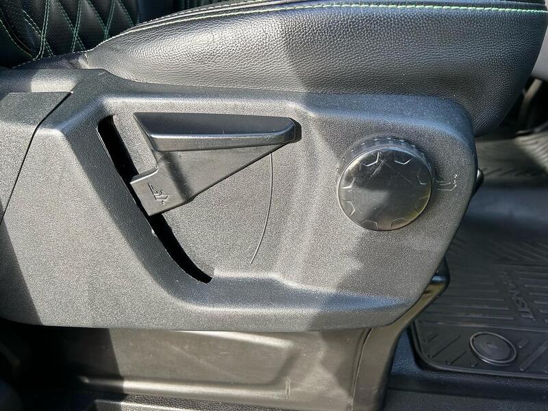 Ford 2.0 300 EcoBlue Limited Crew Van 5dr Diesel Manual L1 H1 Euro 6 (130 ps)