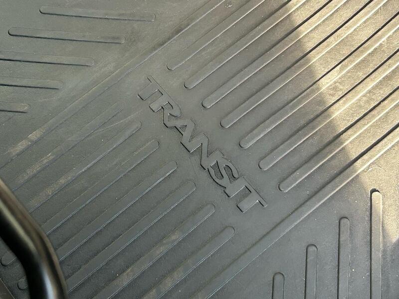 Ford 2.0 300 EcoBlue Limited Crew Van 5dr Diesel Manual L1 H1 Euro 6 (130 ps)