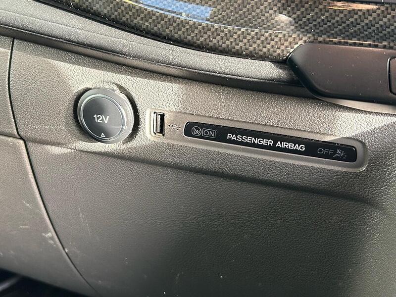 Ford 2.0 300 EcoBlue Limited Crew Van 5dr Diesel Manual L1 H1 Euro 6 (130 ps)